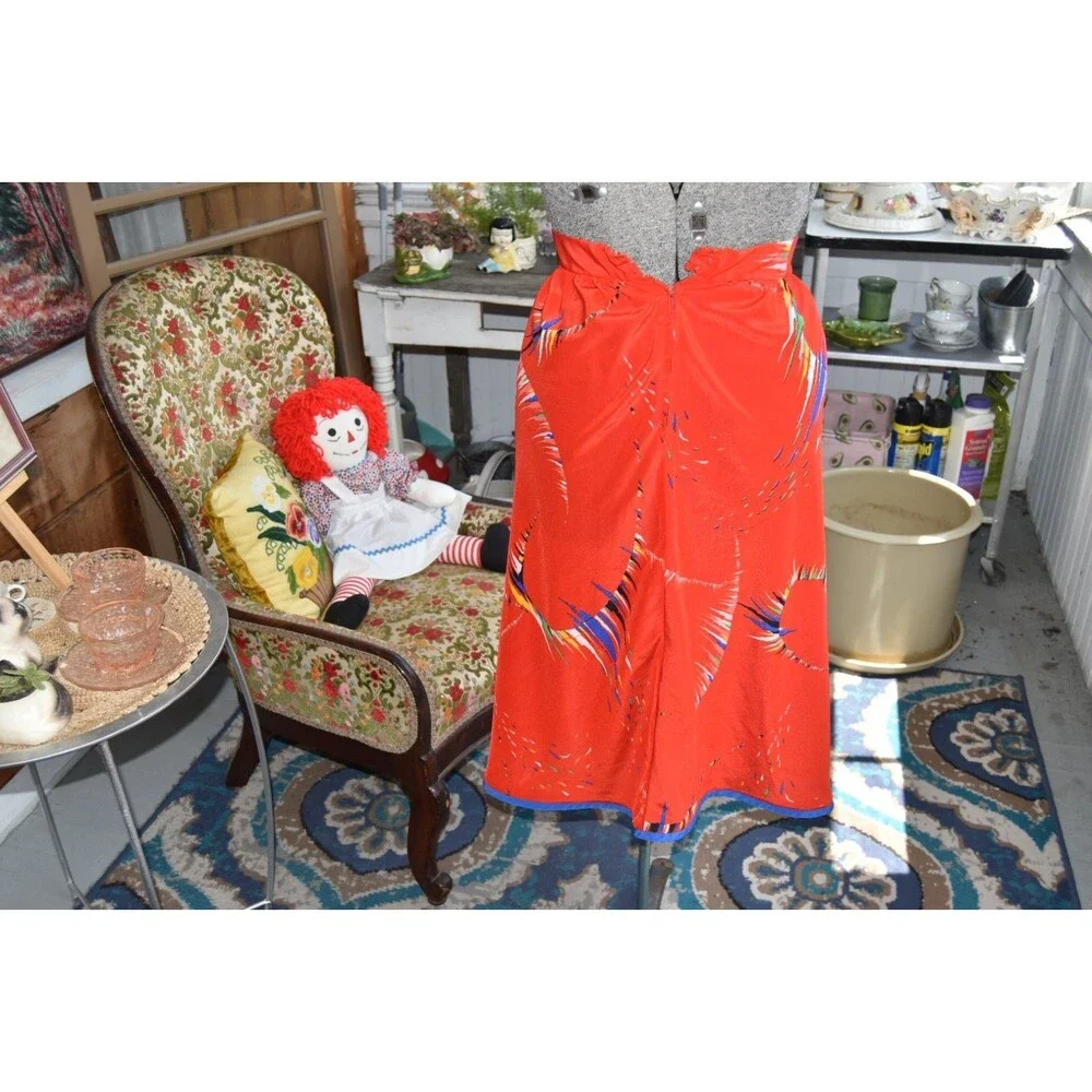 Vintage 80s Red Avant Garde Glamour Girl Flutter Skirt Postmodern Print Size XS
